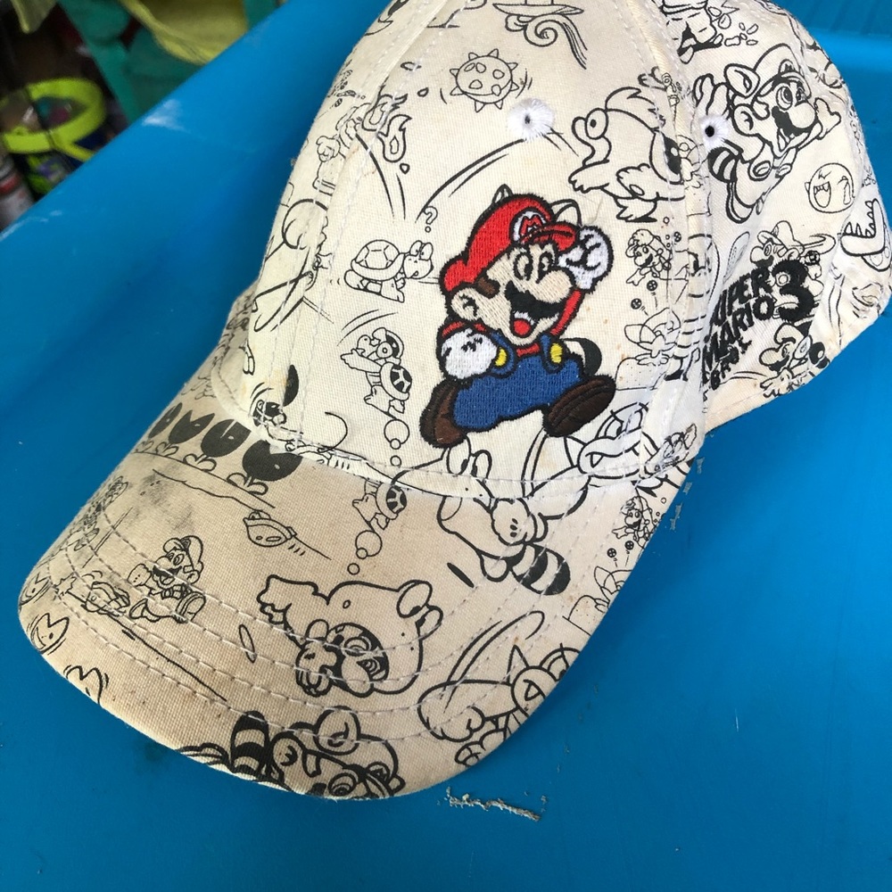 Mario 3 hat